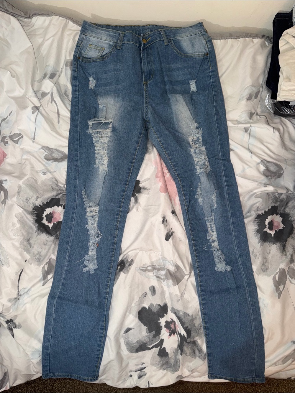 Distressed Blue Women’s Skinny Jeans